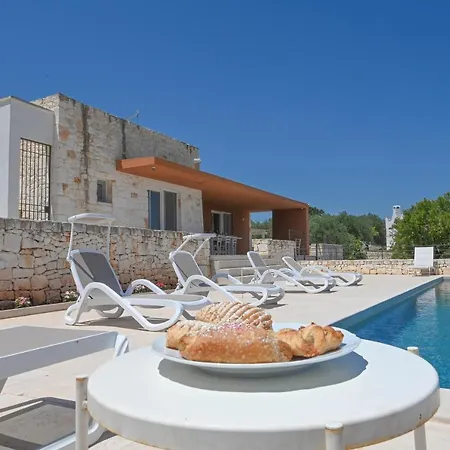 Villa Antares Con Piscina Ostuni