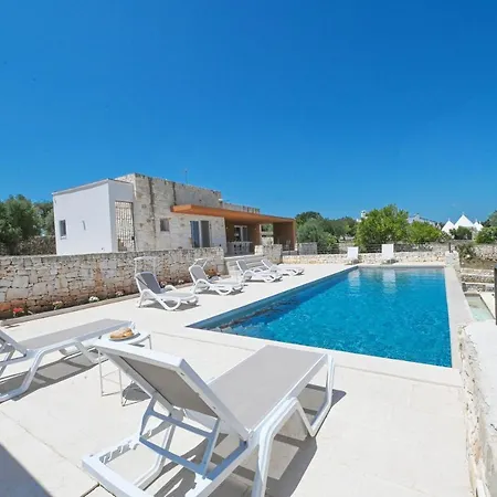 Antares Con Piscina Villa Ostuni